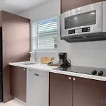 Stylish Apartment 1Br - 2Bth