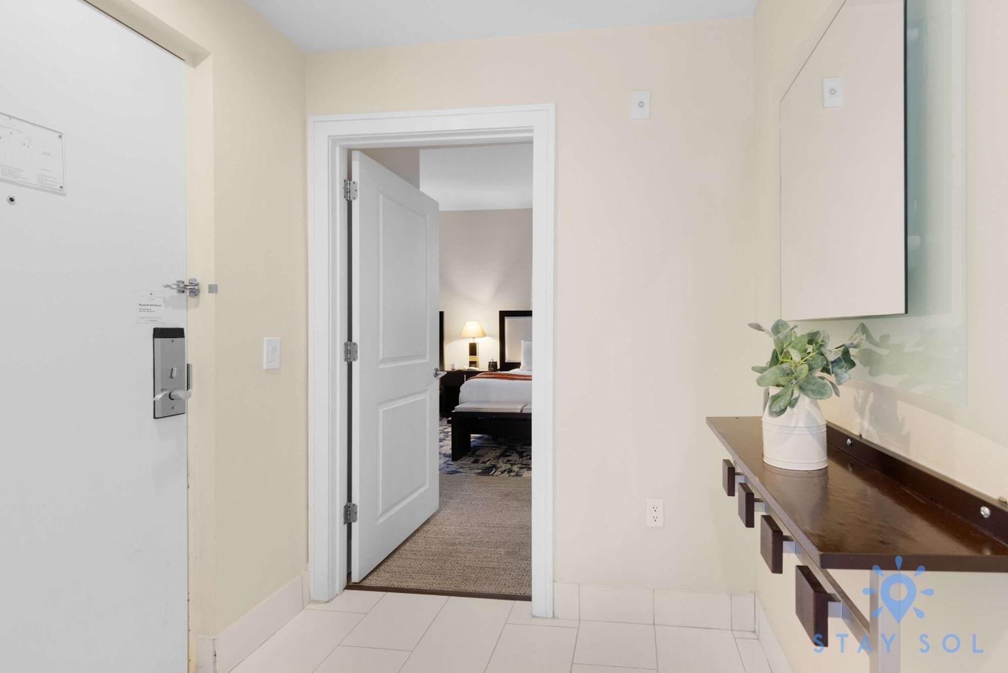 Apartment Stylish 1br - 2bth *
