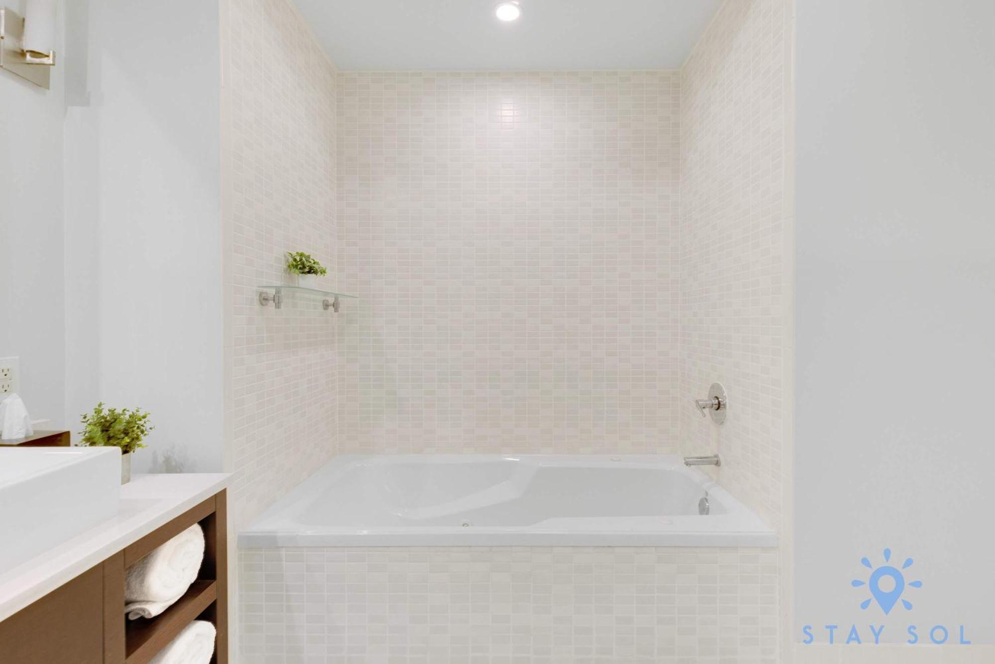 Stylish 1br - 2bth Miami